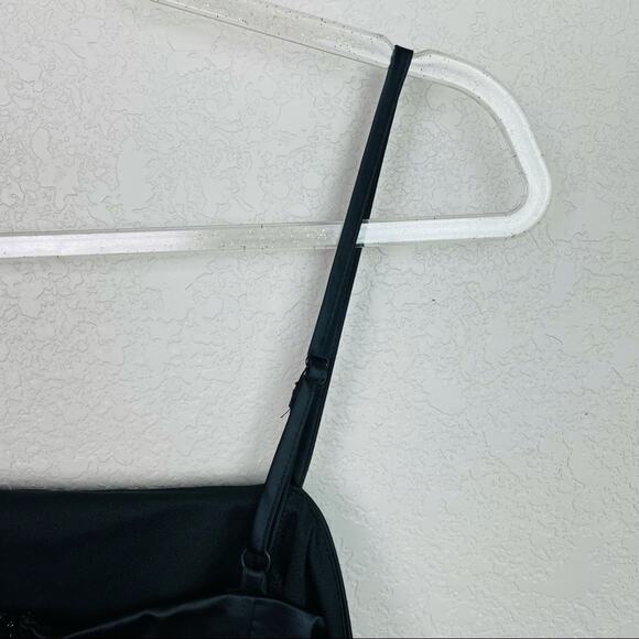 BNWT! NASTY GAL Cold Shoulder Mini Dress Size 4 - Picture 7 of 9